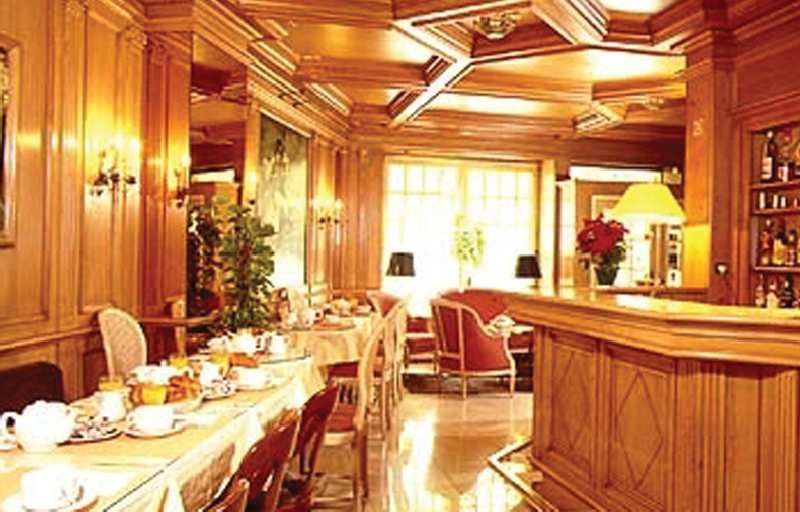 Murat Paříž Restaurace fotografie